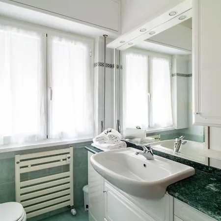 Gaia Apartment *