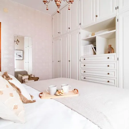 Gaia Apartment *